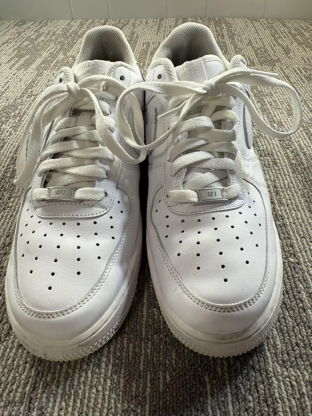 Nike Air Force 1 '07 Shoes Mens Size 10 White Triple White Low AF1 CW2288-111